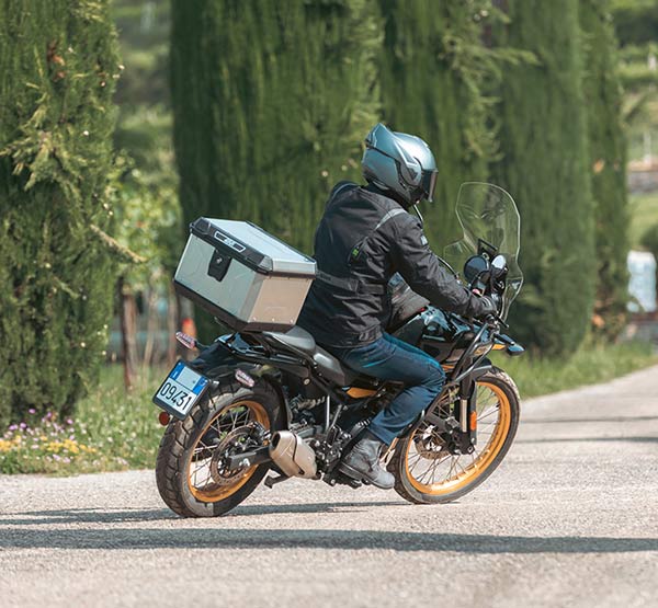 KTM 790 Adventure 2025 Givi ALP44B ALPINA TOP BOX 44L Topbox CASE - View #9